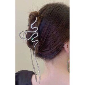 Large Silver Rhinestone Tassel Hair Claw Clip Sparkling Statement Hair Accessory